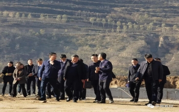 甘肃省工信厅领导莅临华贸新材项目现场调研
